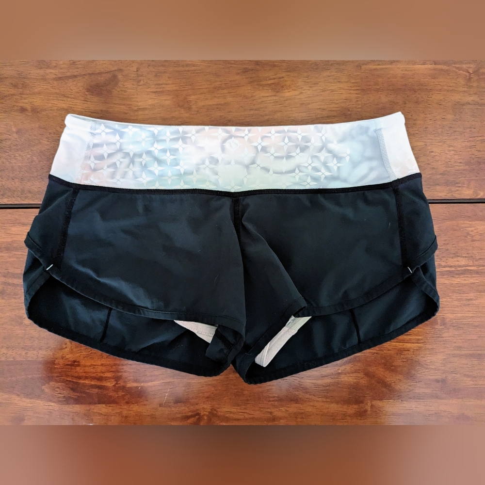 Lululemon Shorts Size 4